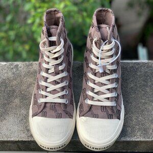 Balenciaga Paris white canvas shoes